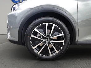 https://vehicle.imgix.net/4280500/0c575940-7cf9-44f7-9793-555c1e9c53a3.jpg