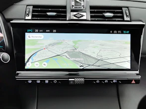 https://vehicle.imgix.net/4280500/5b23365b-441f-4ee9-8240-d26060608636.jpg