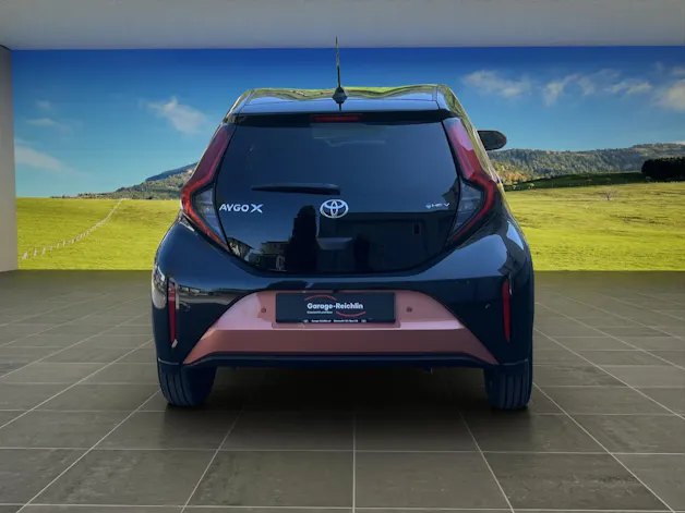 Toyota Aygo X 1.5 VVT-i HSD Trend
