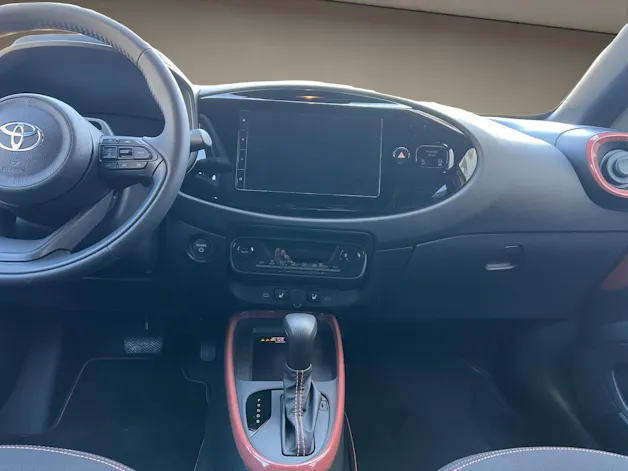 Toyota Aygo X 1.5 VVT-i HSD Trend