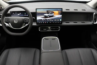 https://vehicle.imgix.net/4280557/1d859d29-d8a7-484d-bc61-b68d5d06b6a5.JPG