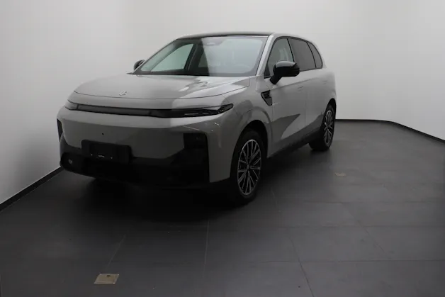 Leapmotor B10 Design  EV Tundra Grey
