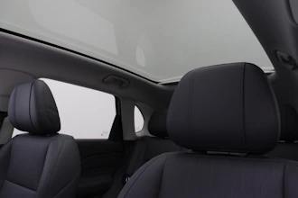 https://vehicle.imgix.net/4280557/f0213cbb-978c-420f-8586-93c6e188e8c8.JPG