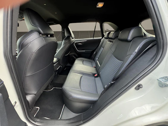 Fahrzeugbild 9 Fahrzeugbild 9