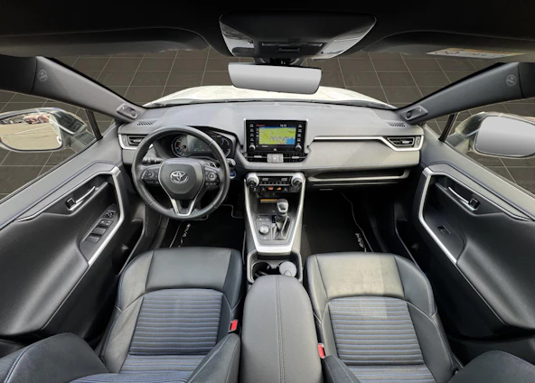 Fahrzeugbild 10 Fahrzeugbild 10