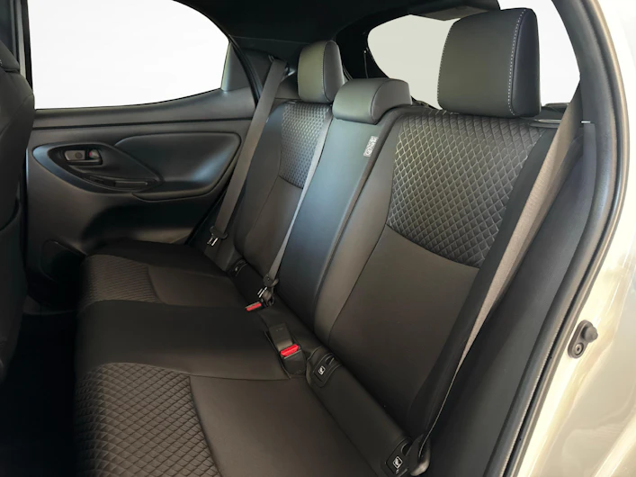 Fahrzeugbild TOYOTA YARIS