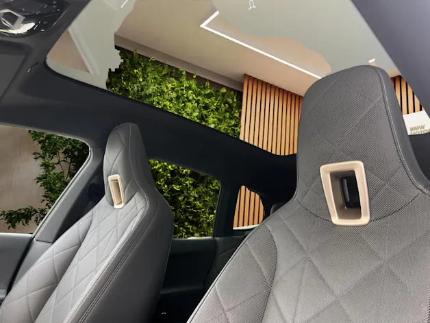 BMW iX xDrive40 Launch Edition (CH)