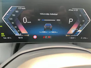 BMW iX xDrive40 Launch Edition (CH)