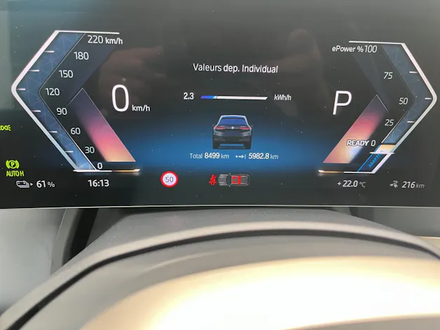 BMW iX xDrive40 Launch Edition (CH)