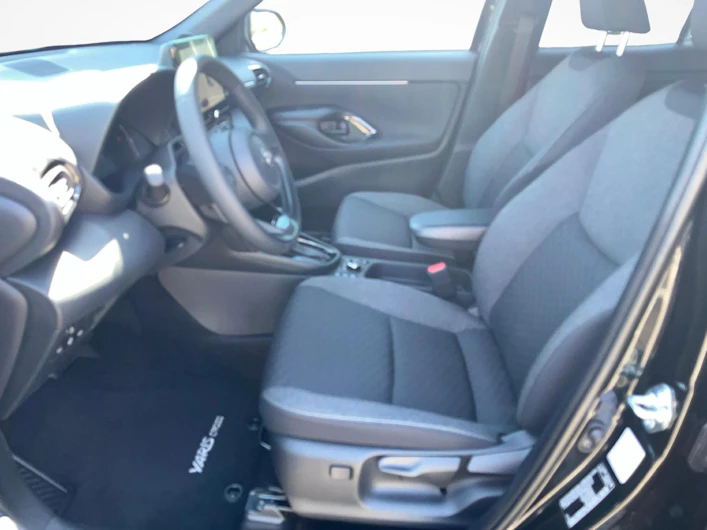 Fahrzeugbild TOYOTA YARIS CROSS