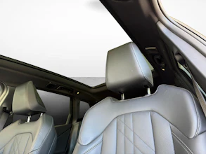 https://vehicle.imgix.net/4280690/7a60a71a-57d2-4567-9c4e-15ba9a19b995.jpg