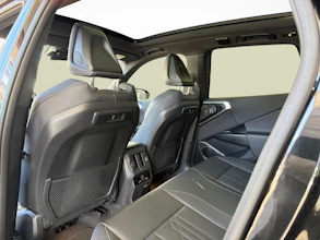 https://vehicle.imgix.net/4280690/b3dea85e-a244-4ec2-9e9c-6d36a007a2cb.jpg