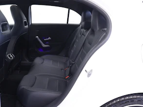 https://vehicle.imgix.net/4280897/1a383b60-8a67-4c05-8f9e-8dbdde1a03aa.JPG