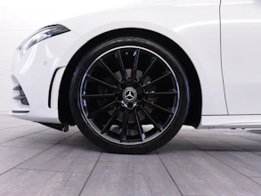 https://vehicle.imgix.net/4280897/4def64c0-2fdc-40df-8f2f-4e975a96c961.JPG