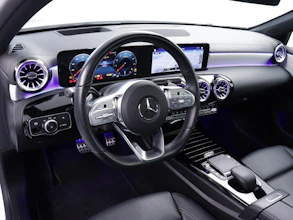 https://vehicle.imgix.net/4280897/8beb7629-ea81-47ca-ae52-f4ed6b903b8b.JPG