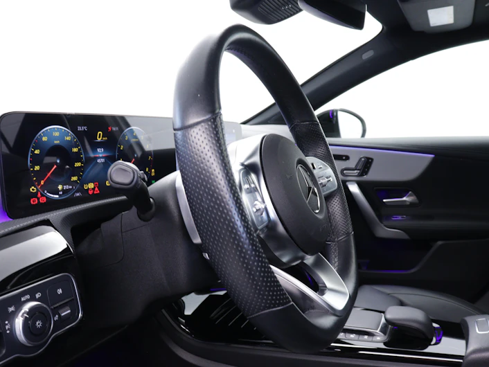 Fahrzeugbild MERCEDES-BENZ A 180