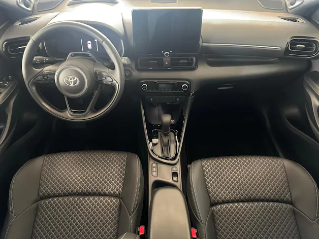 Toyota Yaris 1.5 VVT-i HSD Premium