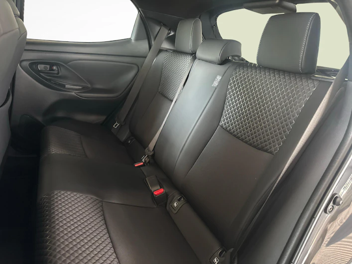 immagine del veicolo TOYOTA YARIS