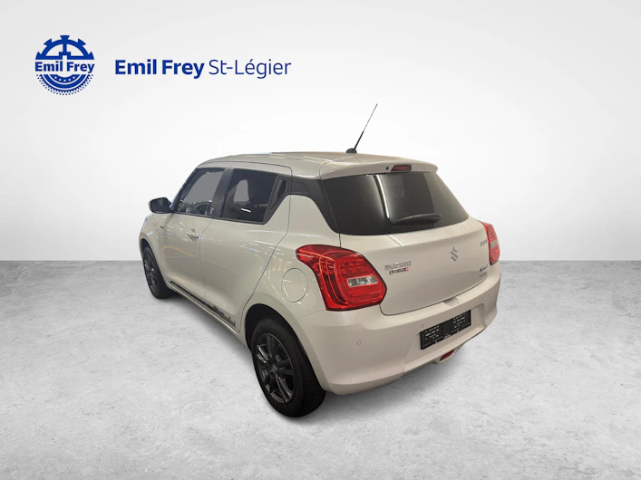 image du véhicule SUZUKI SWIFT
