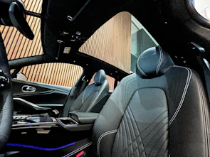 Fahrzeugbild ASTON MARTIN DBX 4.0 V8 Bi-Turbo