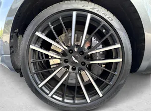 Aston Martin DBX 4.0 V8 Bi-Turbo