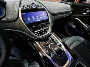 Fahrzeugbild ASTON MARTIN DBX 4.0 V8 Bi-Turbo