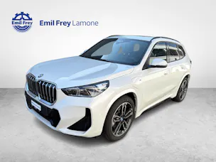 BMW X1 30e xDrive paddles