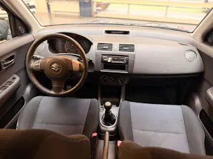 Suzuki Swift 1.3 GL