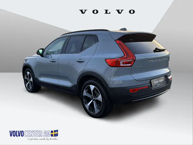 Volvo XC40 2.0 B3 MH Plus Dark