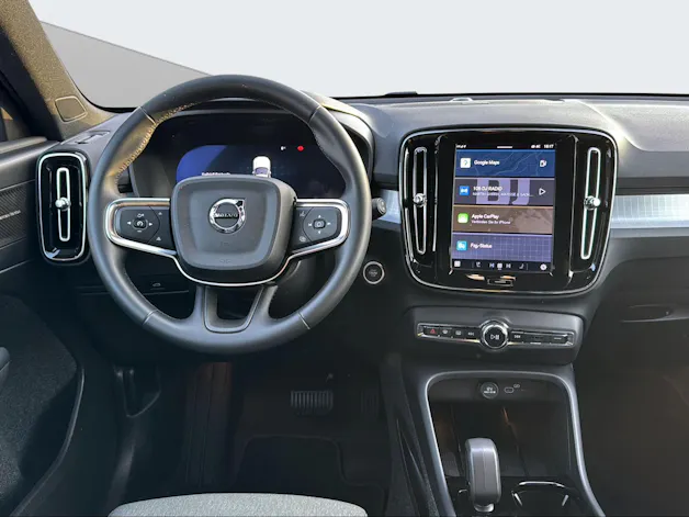 Volvo XC40 2.0 B3 MH Plus Dark