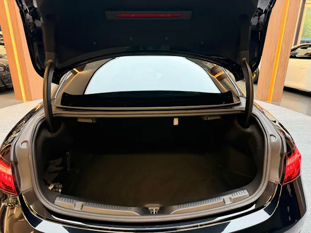 Mercedes-Benz E 200 Coupé AMG-Line