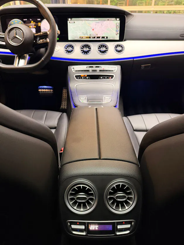Mercedes-Benz E 200 Coupé AMG-Line