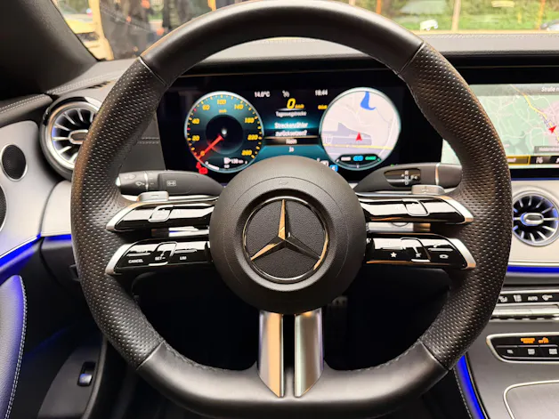 Mercedes-Benz E 200 Coupé AMG-Line