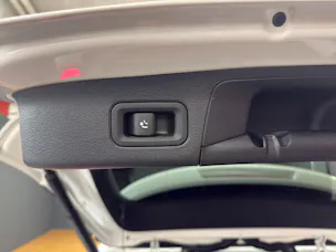 Mercedes-Benz GLA 200 d 4M - AMG / Rückfahrkamera / AHK / Ambiente-Beleuchtung