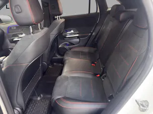 Mercedes-Benz GLA 200 d 4M - AMG / Rückfahrkamera / AHK / Ambiente-Beleuchtung