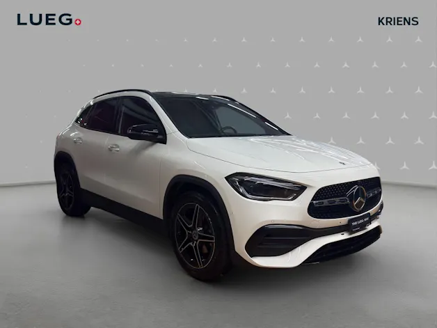 Mercedes-Benz GLA 200 d 4M - AMG / Rückfahrkamera / AHK / Ambiente-Beleuchtung