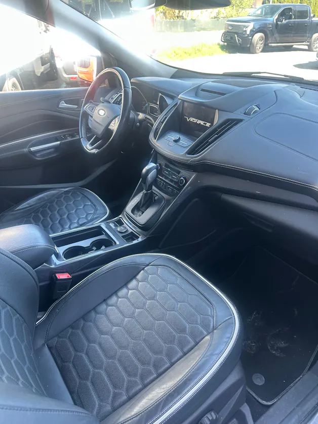 Ford Kuga 2.0 TDCi 180 Vignale FPS