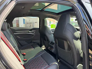 Audi Q8 55 e-tron Black Edition quattro