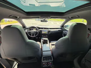 Audi Q8 55 e-tron Black Edition quattro