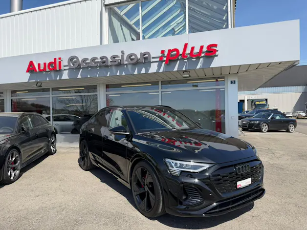 Audi Q8 55 e-tron Black Edition quattro