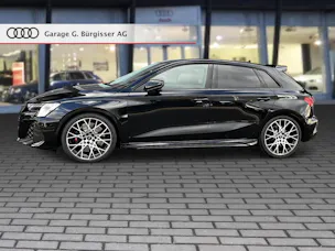 Audi RS3 Sportback 2.5 TSI quattro S-tronic Mythosschwarz Metallic