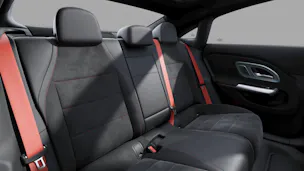 MERCEDES-BENZ CLA 350 AMG Line 4MATIC