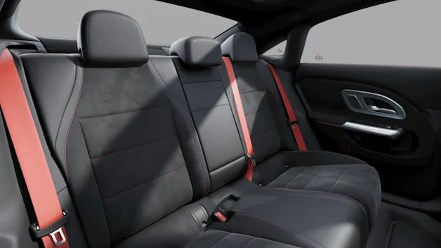 MERCEDES-BENZ CLA 350 AMG Line 4MATIC