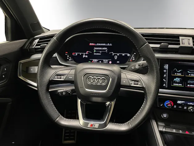 Audi Q3 45 TFSI S line quattro