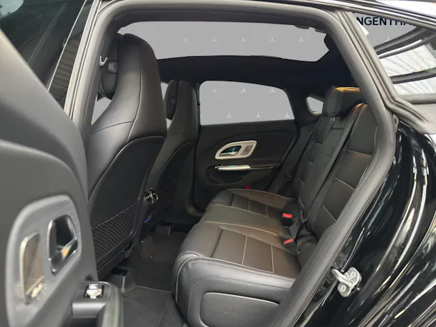 Mercedes-Benz CLA 220 4Matic