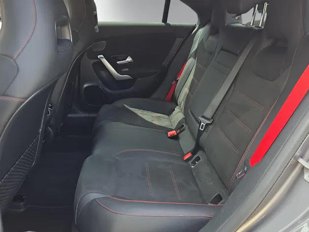 Mercedes-Benz CLA 35 AMG 4Matic 7G-DCT