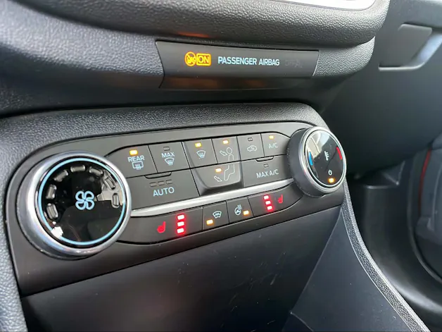 Ford Fiesta 1.0 EcoB Hybrid ST-Line