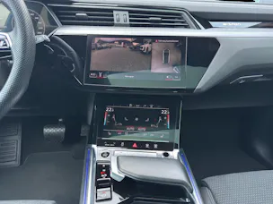 Audi e-tron 55 S Line Black Edition quattro