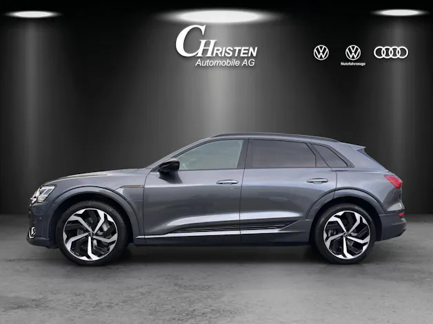 Audi e-tron 55 S Line Black Edition quattro