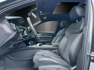 Audi e-tron 55 S Line Black Edition quattro